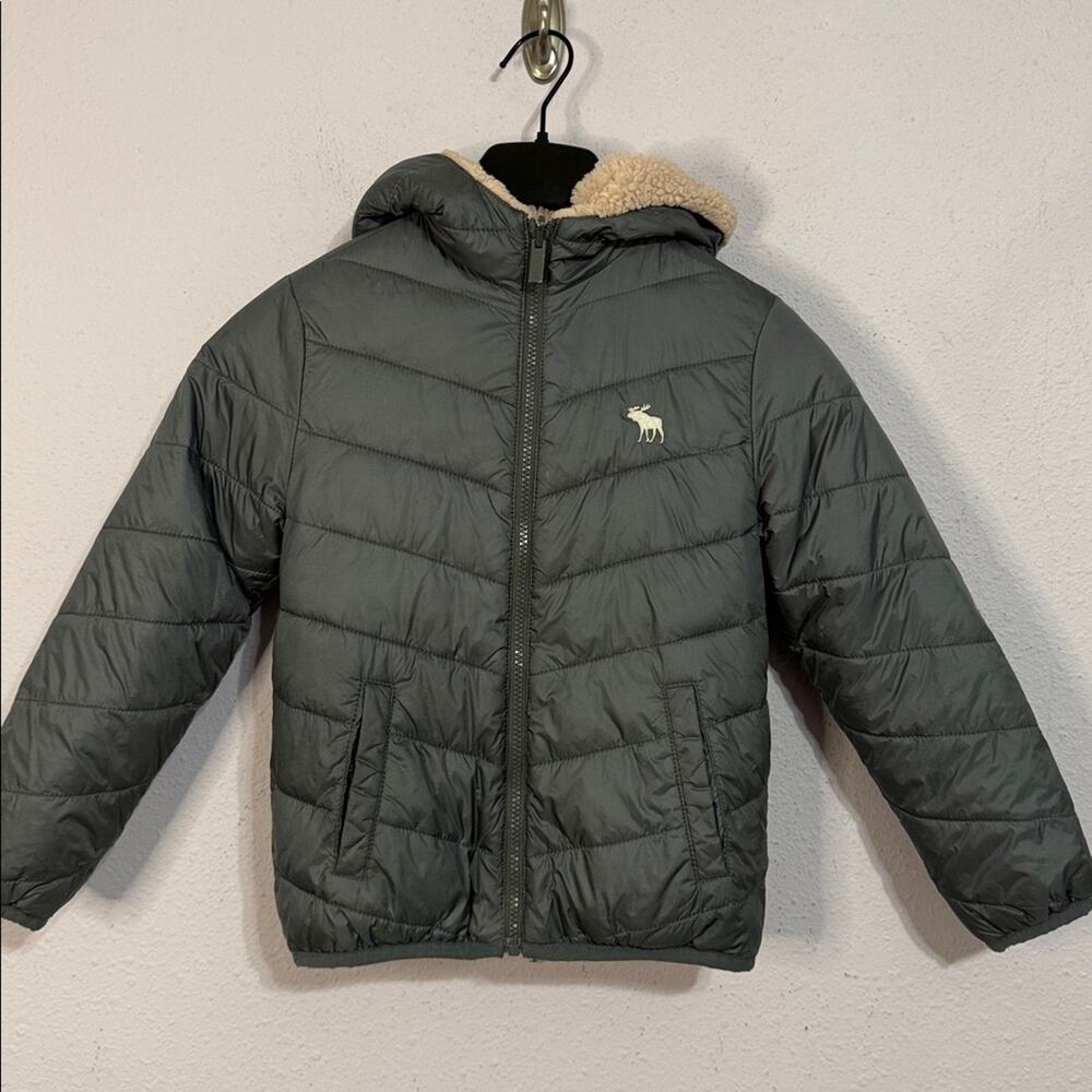 Abercrombie Kids Girl Gray/Pink Puffer Reversible Jacket Size 7/8